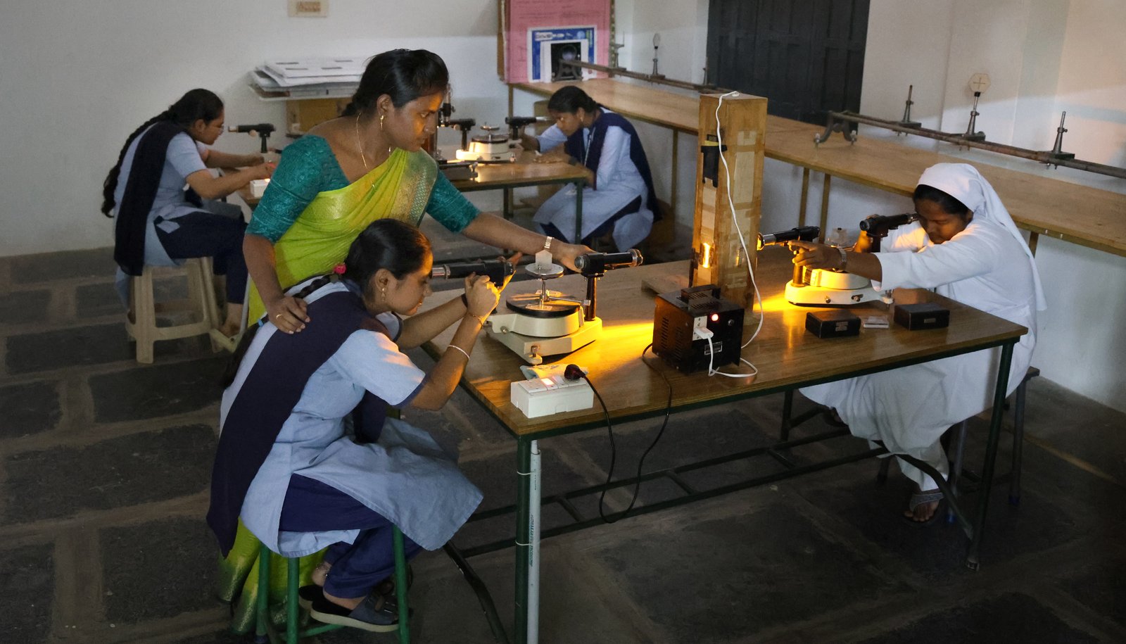 Scientific Laboratories & Research Units view 25