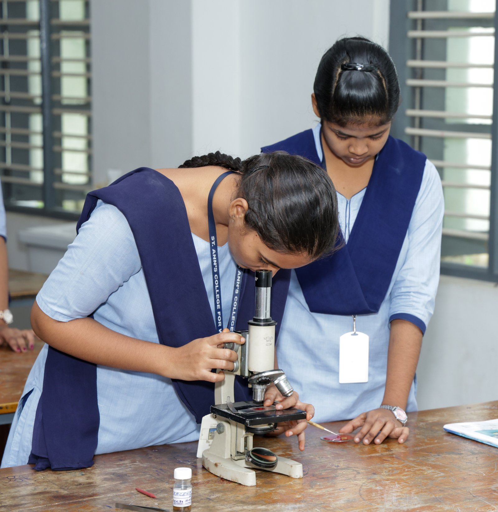 Scientific Laboratories & Research Units view 8